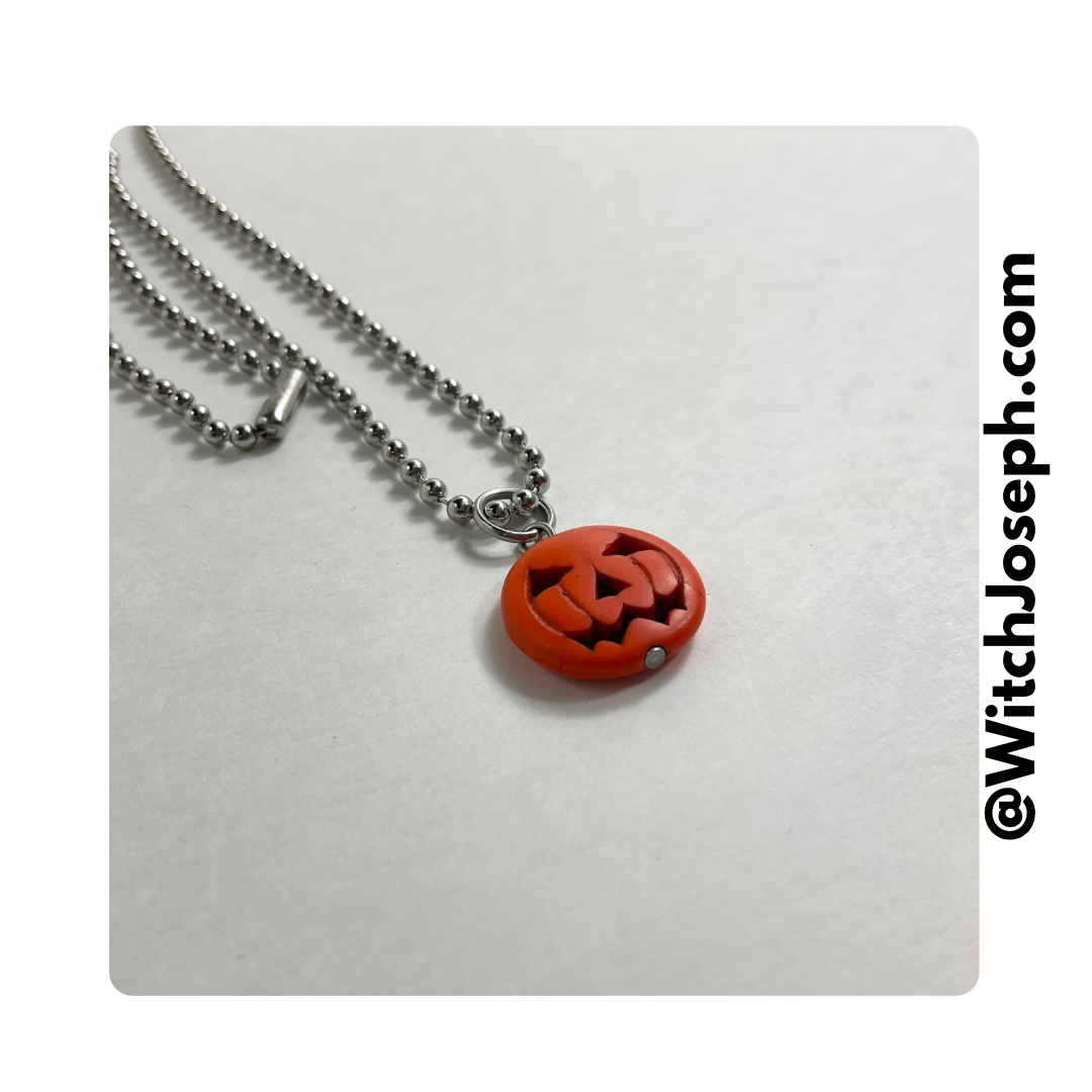 Jack o Lantern Charm