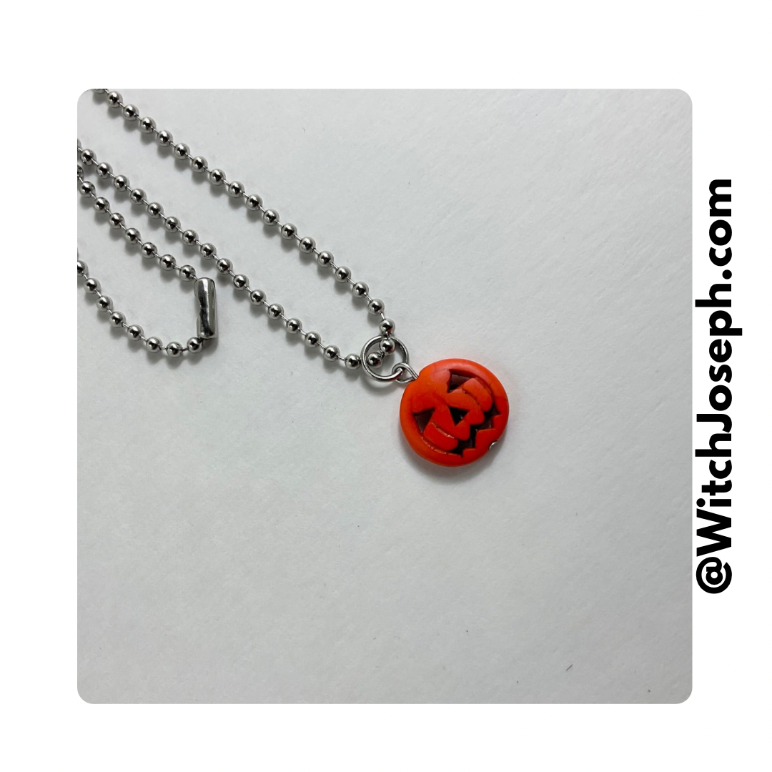 Jack o Lantern Charm