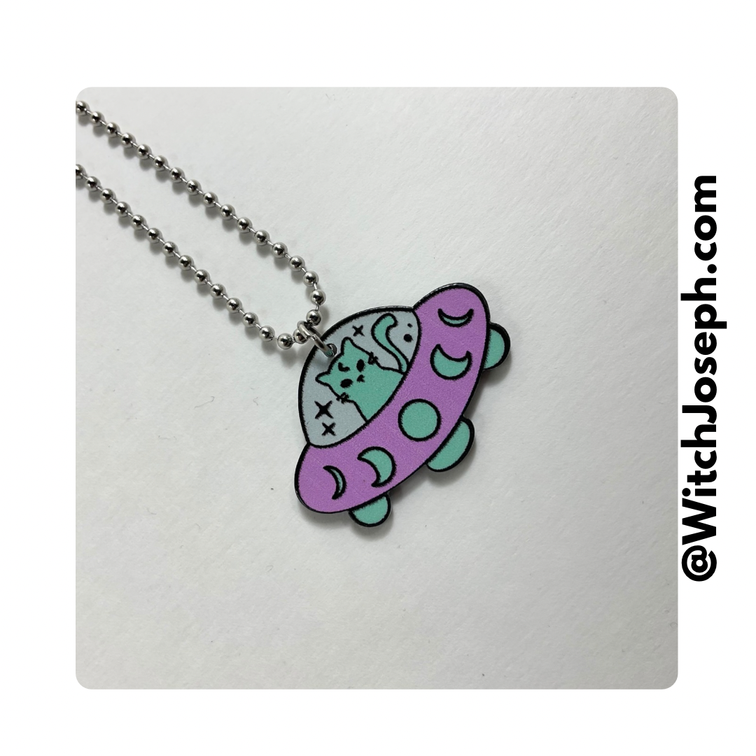 Flying Saucer Kitty Charm