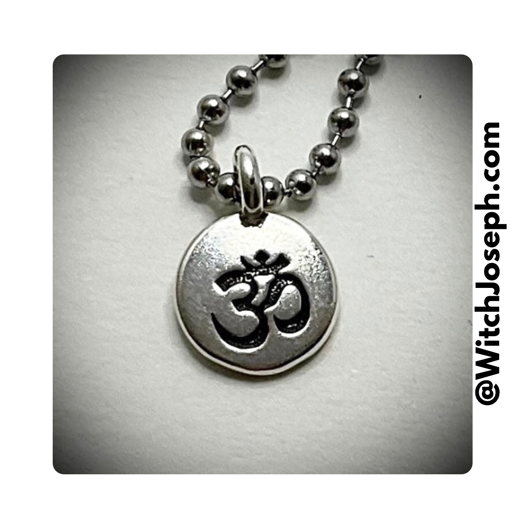 AUM Charm
