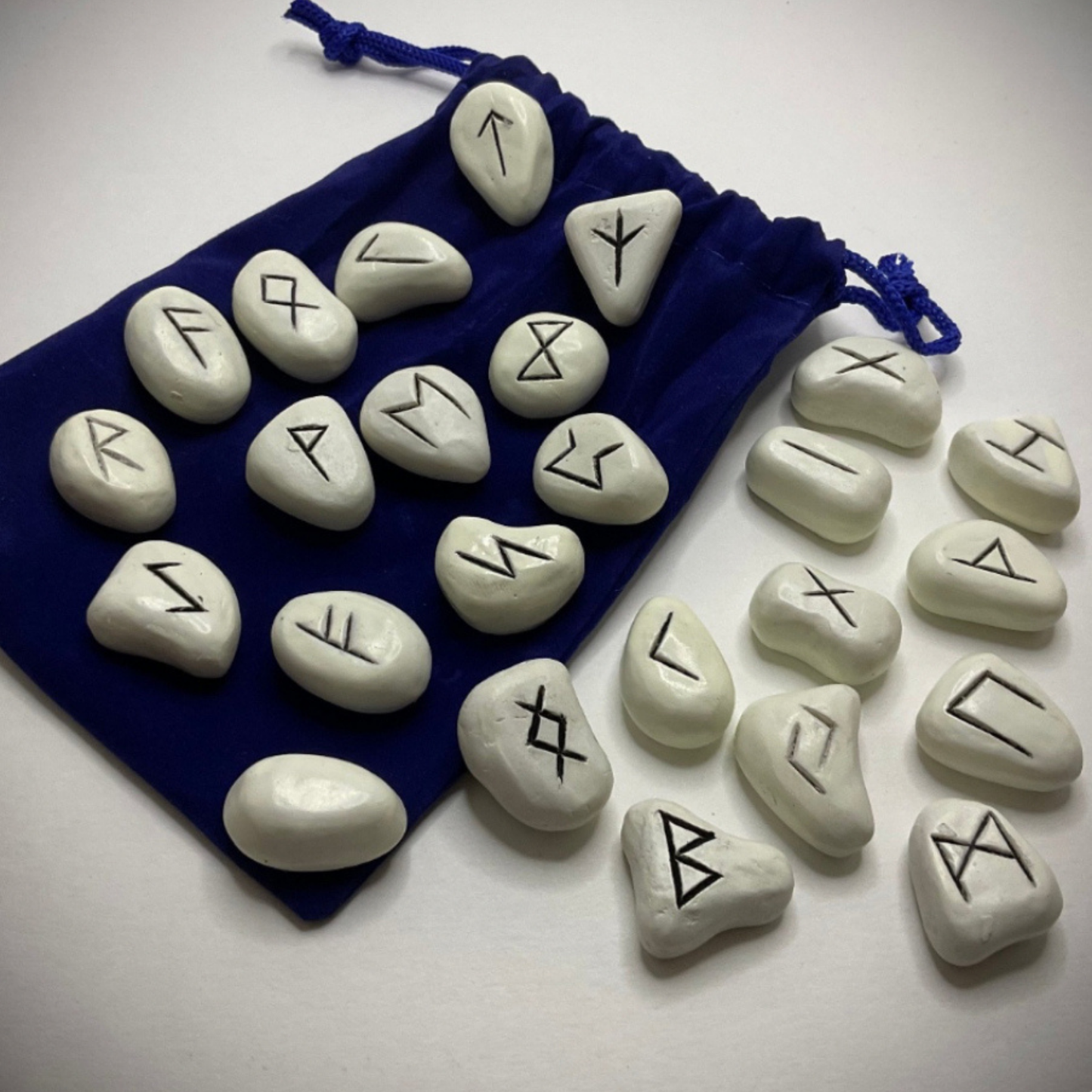 White Resin Rune Set