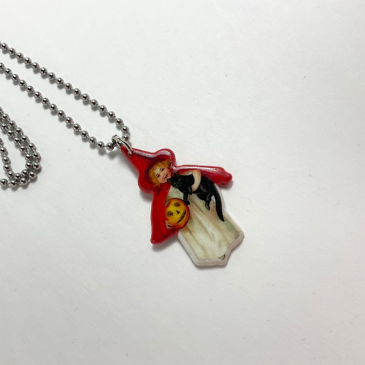 Witch Trick or Treater Charm
