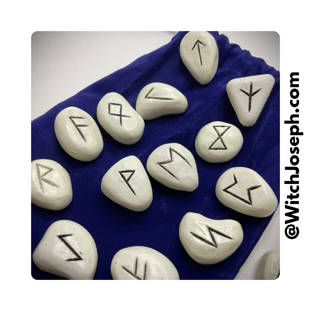 White Resin Rune Set