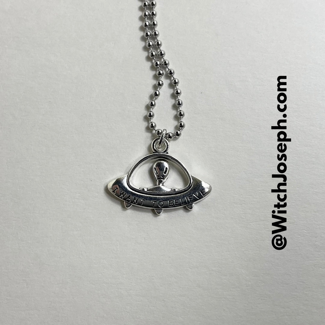 Flying Saucer Charm