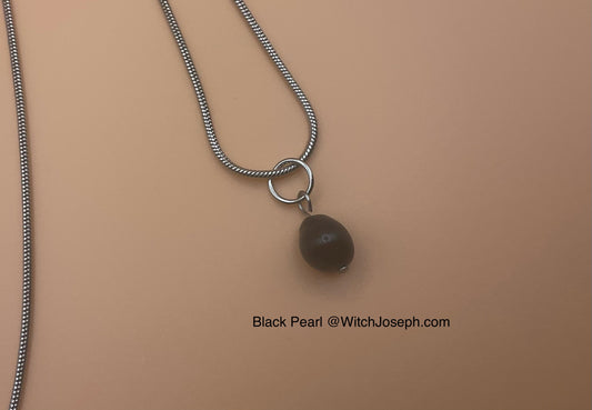Black Pearl Droplet Necklace