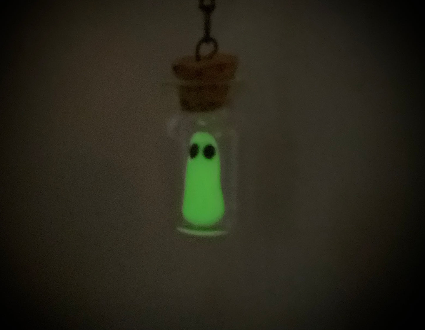 Ghost in a Bottle Glows in the Dark