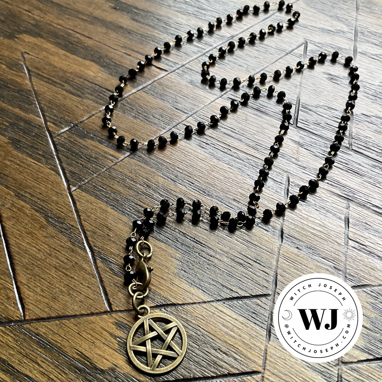 Delicate Bronze Pentacle Necklace – Interwoven Pentagram Pendant with Elemental Symbolism on Black Crystal Beaded Copper Chain