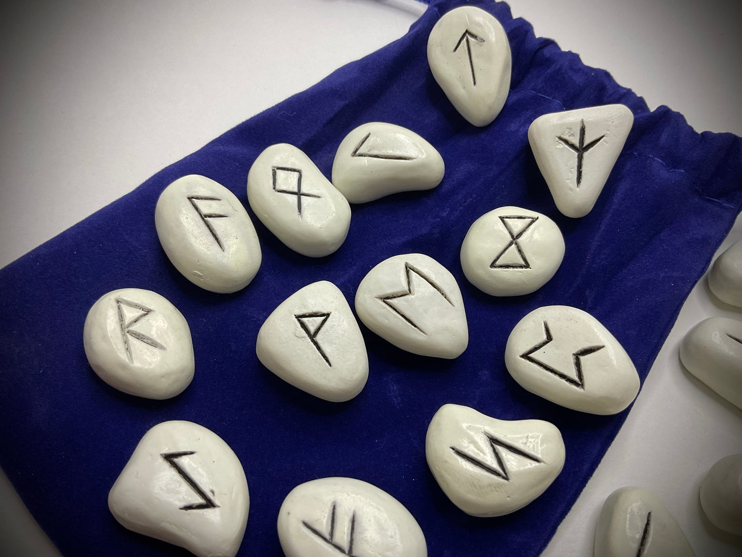 White Resin Rune Set